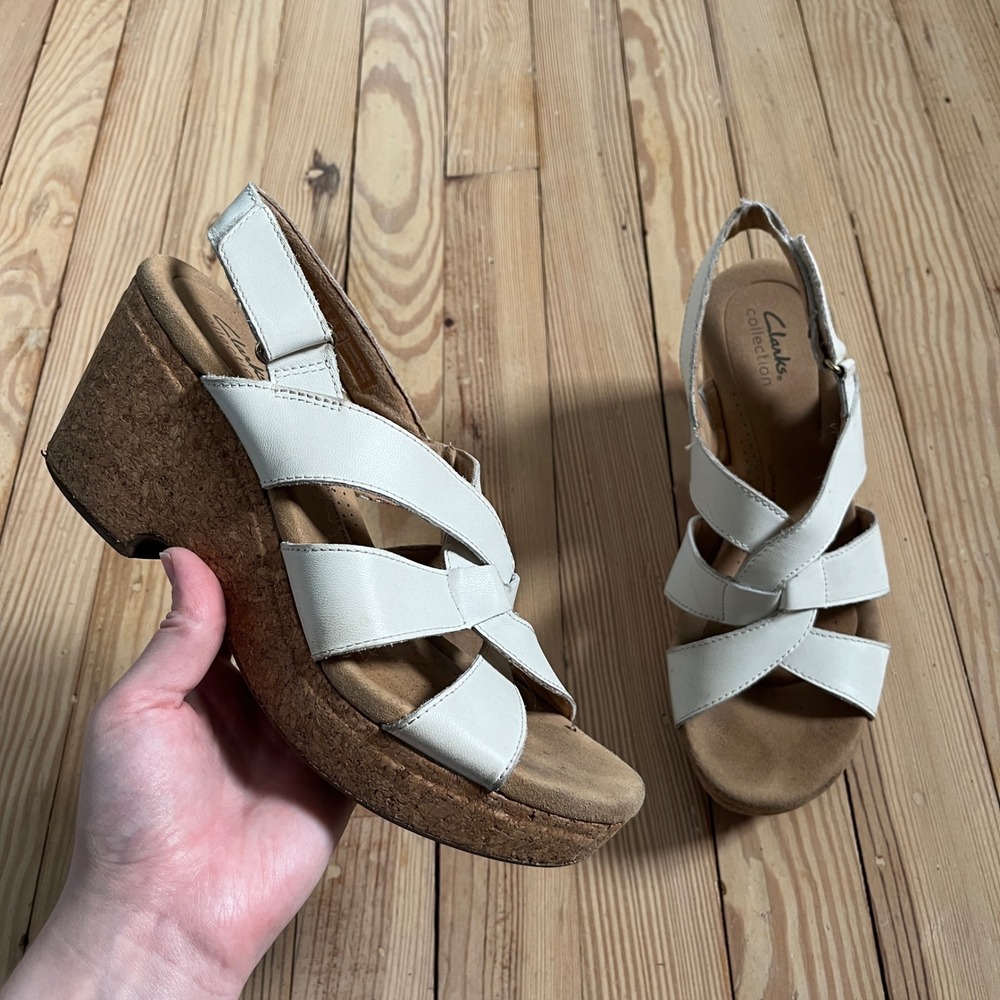 Clarks Collection Wedge Sandals Womens 10 White Strappy Cork Platform Arla Glitz